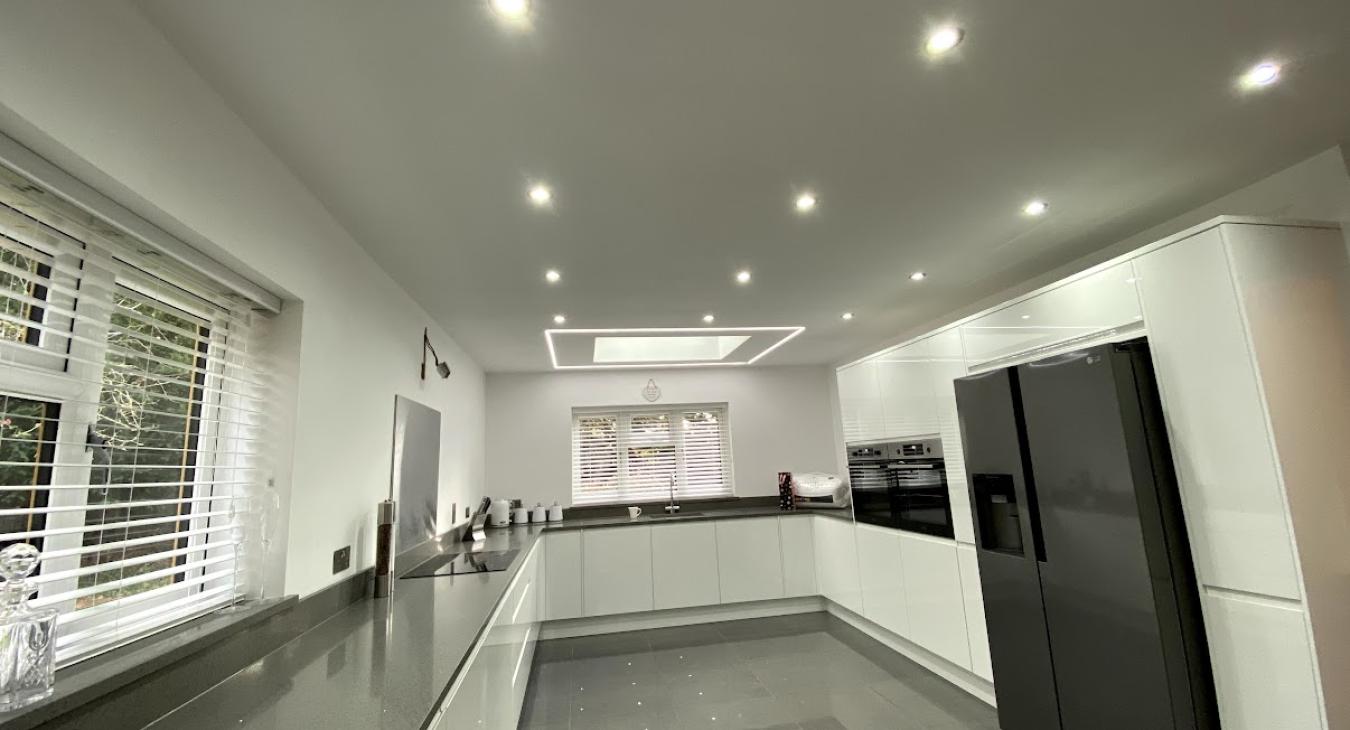 Led strip lighting